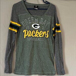 NFL Team Apparel Women's Green Bay Packers Long Sleeve Shirt